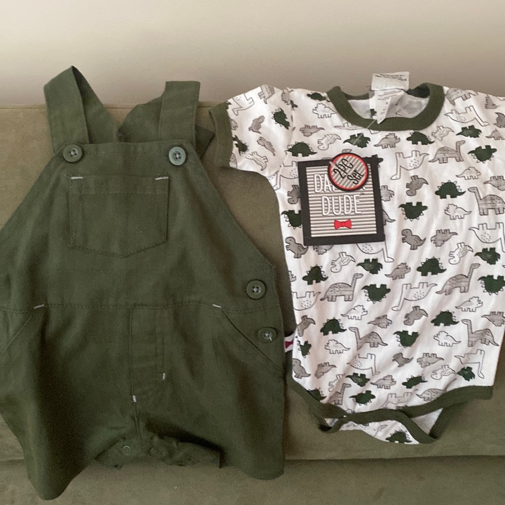 NWT Boys 2 piece set